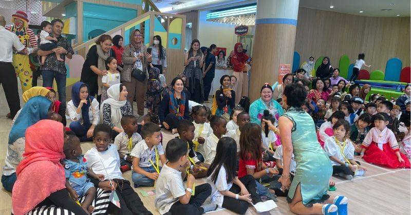 Popmama.com/Michelle Velita